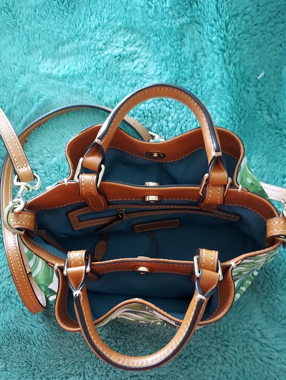 Dooney & Bourke Crossbody Mini Barlow Tote - Picture 4 of 12